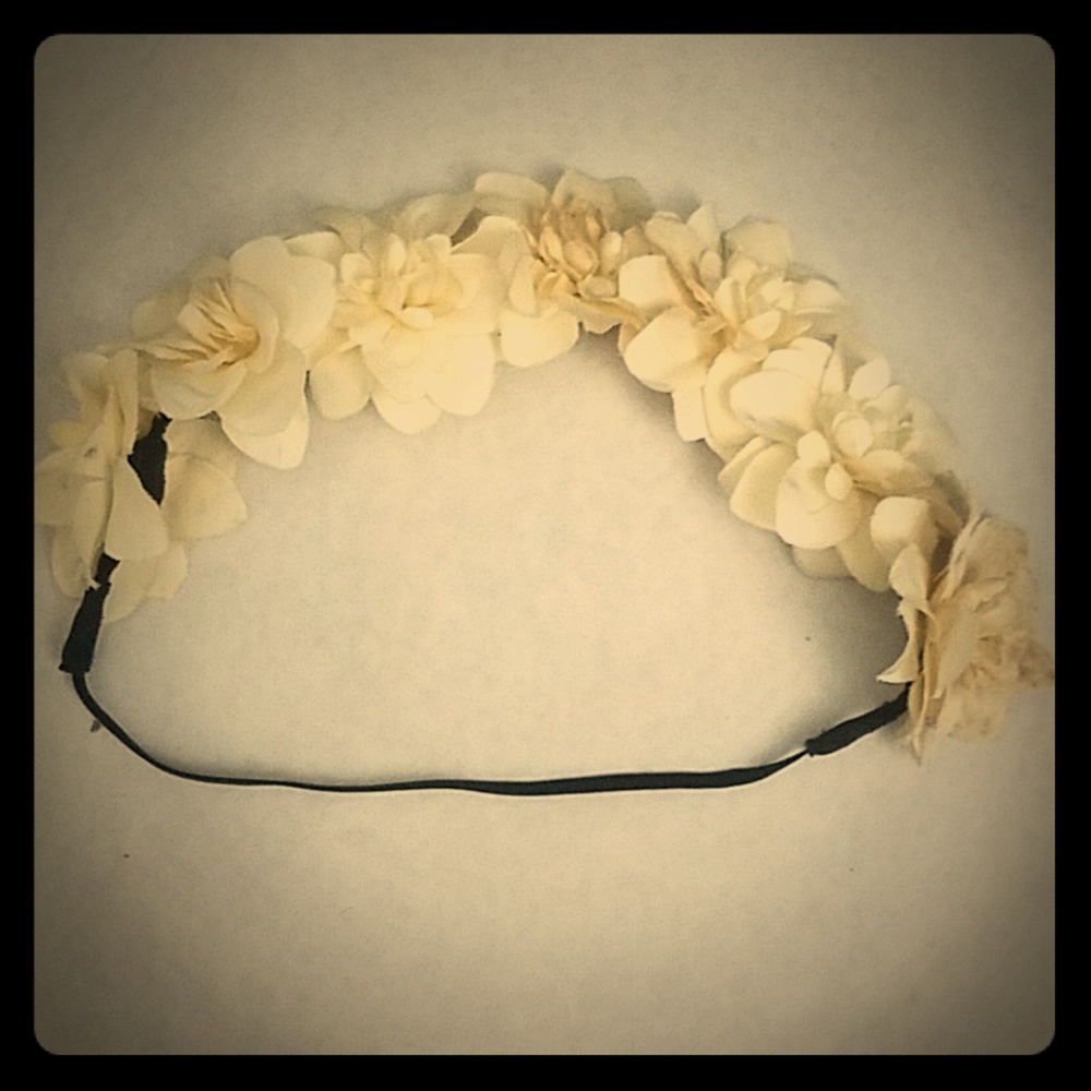 White flower crown